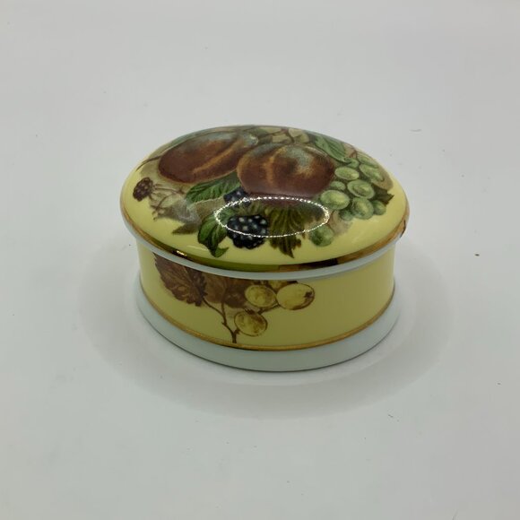 Ayshford Stafforshire England Berry Vintage Falcon China Trinket Box - Picture 2 of 6